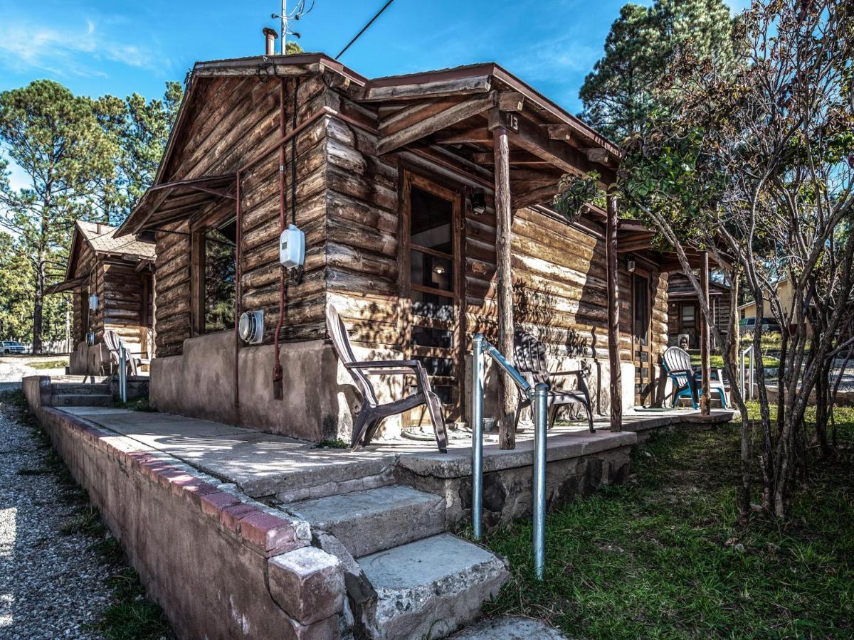 Apache Village Cabinette 13, Queen Bed, Midtown, Sleeps 2 Ruidoso Exterior foto